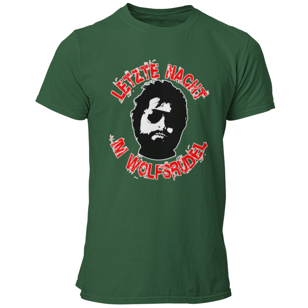 Das JGA T-Shirt "Letzte Nacht im Wolfsrudel" ist eine Hommage an den Kultfilm Hangover, mit einem stilisierten Abbild von Zach Galifianakis und dem auffälligen Spruch „Letzte Nacht im Wolfsrudel“. Perfekt für die letzte Nacht vor der Ehe, bringt es die enge Bindung zur feiernden Gruppe zum Ausdruck und sorgt für legendäre Erinnerungen