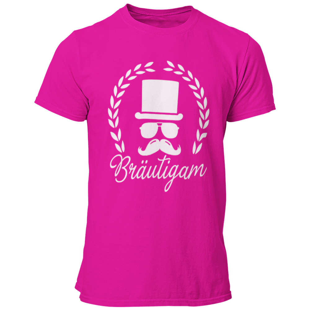 JGA T-Shirt 'Bräutigam mit Hut', das stilvoll und schlicht gestaltet ist. Das Shirt zeigt eine stilisierte Grafik eines Bräutigams mit Brille, Schnurrbart und Zylinder, umgeben von einem Lorbeerkranz. Der elegante Schriftzug 'Bräutigam' in Schreibschrift lockert das Design auf. Dieses gerade geschnittene T-Shirt ist in vielen Farben erhältlich und eignet sich perfekt für den Junggesellenabschied, ohne dabei albern oder kitschig zu wirken. Es ist ideal für Bräutigame, die ein geschmackvolles und ansprechende