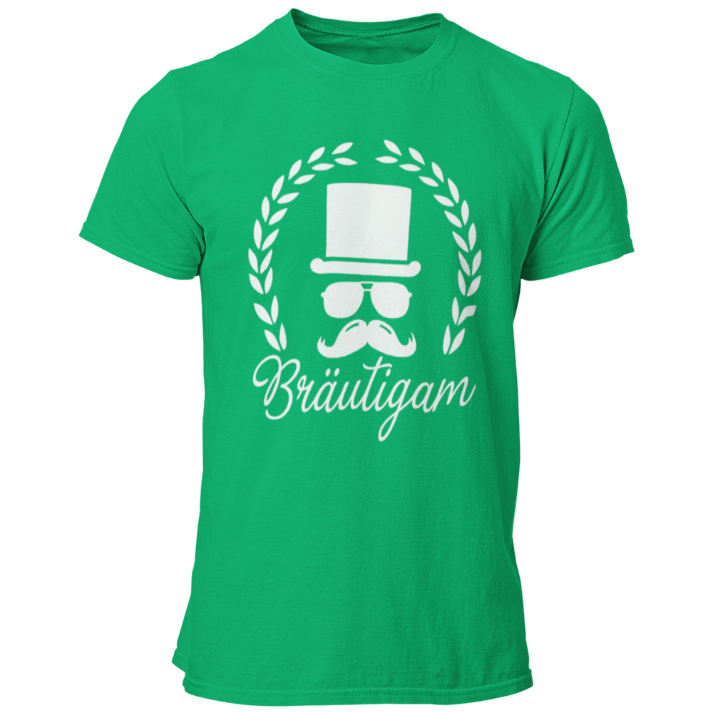 JGA T-Shirt 'Bräutigam mit Hut', das stilvoll und schlicht gestaltet ist. Das Shirt zeigt eine stilisierte Grafik eines Bräutigams mit Brille, Schnurrbart und Zylinder, umgeben von einem Lorbeerkranz. Der elegante Schriftzug 'Bräutigam' in Schreibschrift lockert das Design auf. Dieses gerade geschnittene T-Shirt ist in vielen Farben erhältlich und eignet sich perfekt für den Junggesellenabschied, ohne dabei albern oder kitschig zu wirken. Es ist ideal für Bräutigame, die ein geschmackvolles und ansprechende