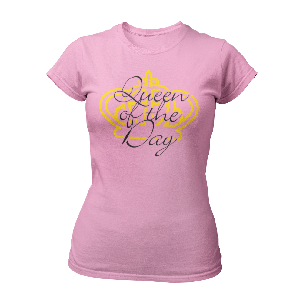 JGA T-Shirt "Queen of the Day" mit einer goldenen Krone und dem Schriftzug „Queen for a day“ in elegantem Schwarz und Gold. Ideal für die Braut und geeignet für verschiedene Feierlichkeiten.