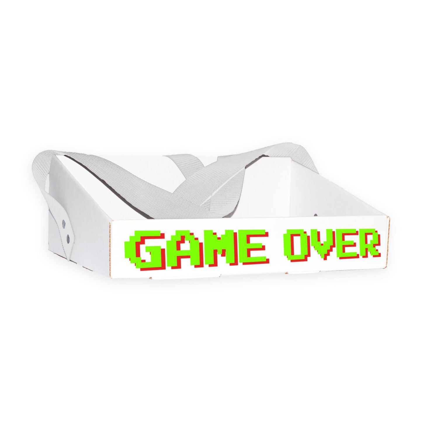 Bauchladen mit dem Motiv „GAME OVER“ im 80er Jahre Stil. Der Bauchladen besteht aus verstärktem Wellpappenkarton und verfügt über einen extra breiten Gurt, der angenehmes Tragen ohne Einschnüren ermöglicht. Das auffällige Design macht ihn zu einem idealen Accessoire für Junggesellenabschiede, sowohl für Männer als auch für Frauen.