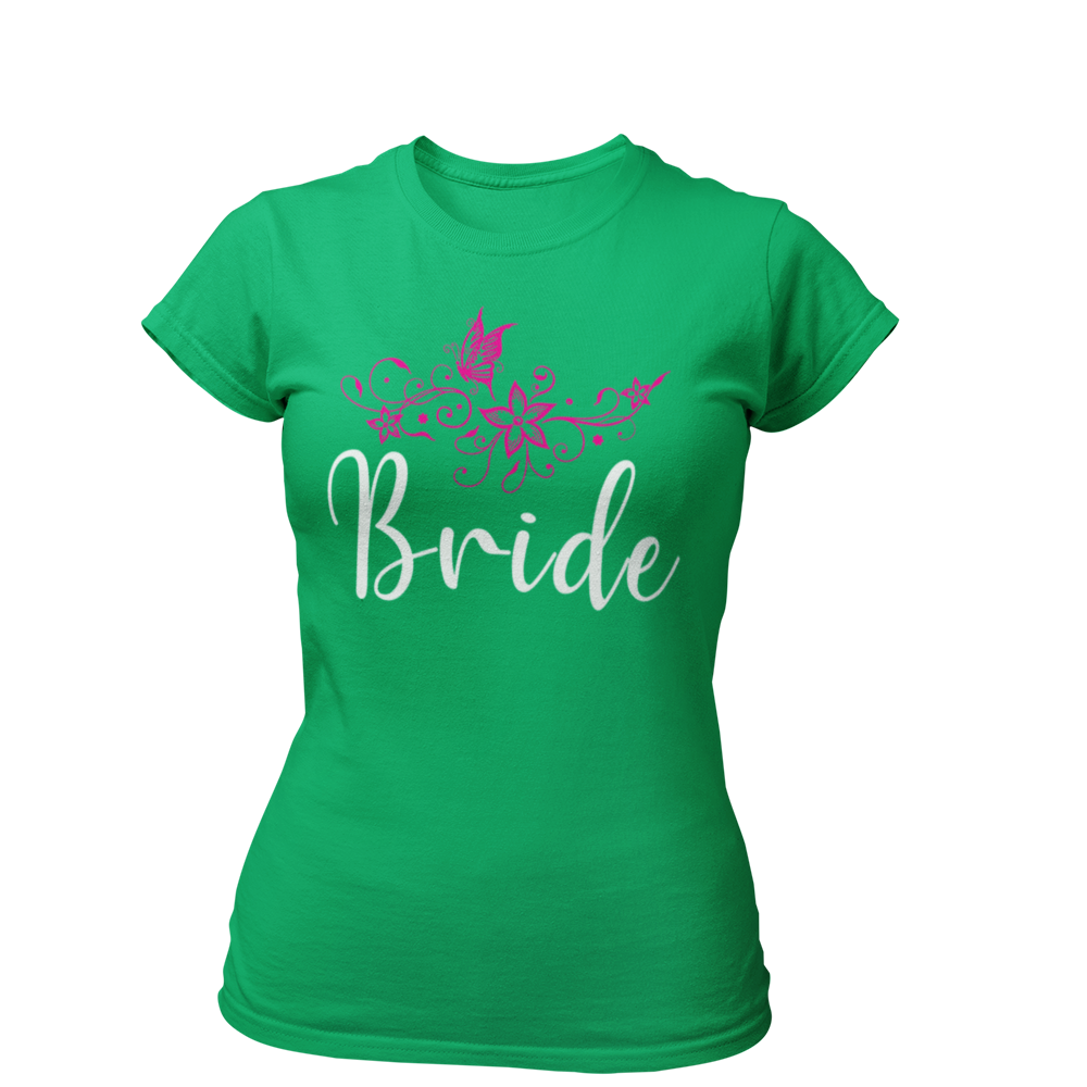 Das JGA T-Shirt "Bride Blumen" besticht durch ein stilvolles Blumenkranz-Design im Vintage-Look. Perfekt für die Braut und ihre Freundinnen, um beim Junggesellinnenabschied zu strahlen. Ein elegantes und feminines Motiv, das für den besonderen Tag entworfen wurde.