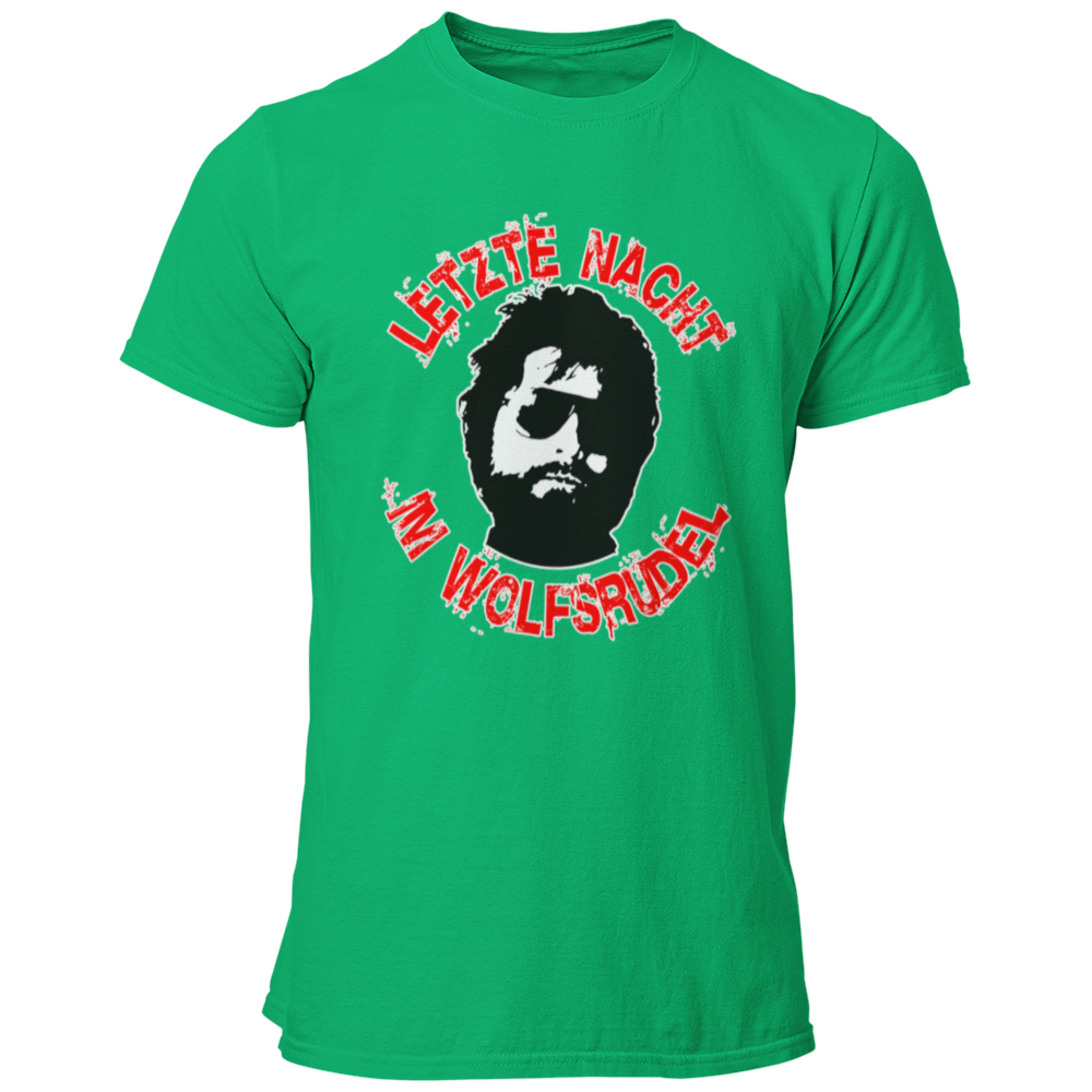Das JGA T-Shirt "Letzte Nacht im Wolfsrudel" ist eine Hommage an den Kultfilm Hangover, mit einem stilisierten Abbild von Zach Galifianakis und dem auffälligen Spruch „Letzte Nacht im Wolfsrudel“. Perfekt für die letzte Nacht vor der Ehe, bringt es die enge Bindung zur feiernden Gruppe zum Ausdruck und sorgt für legendäre Erinnerungen