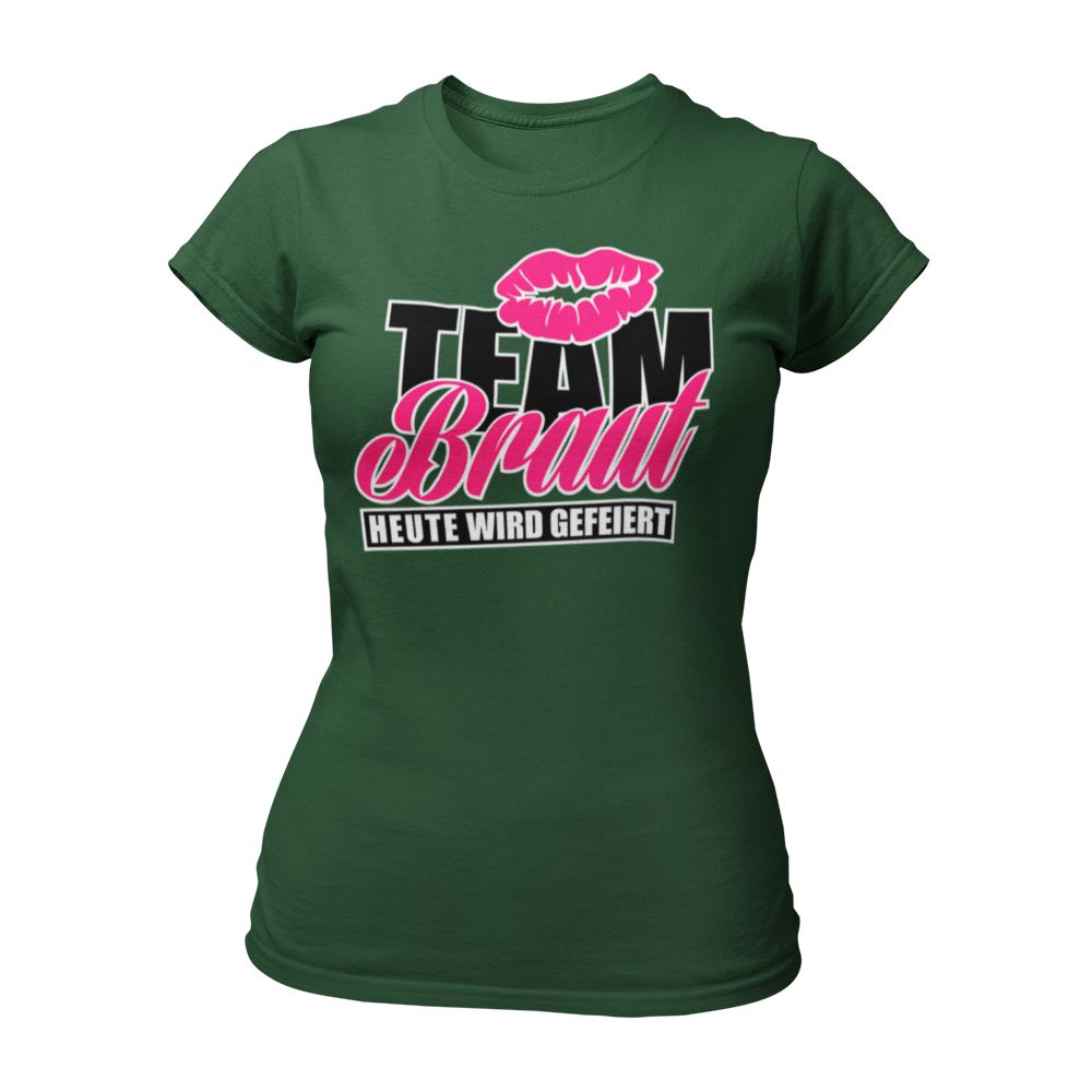 Damen T-Shirt "Team Braut – Heute wird gefeiert!" mit Kussmund und pinker Schrift, ein beliebtes JGA-Shirt für Frauen. Dieses feminine Design hat einen taillierten Schnitt und ist in verschiedenen Farben wie Pink, Weiß, Grün und Schwarz erhältlich. Perfekt für den Junggesellinnenabschied, um mit den Mädels stilvoll zu feiern!