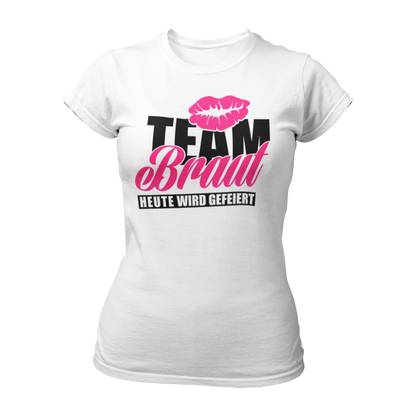 Damen T-Shirt "Team Braut – Heute wird gefeiert!" mit Kussmund und pinker Schrift, ein beliebtes JGA-Shirt für Frauen. Dieses feminine Design hat einen taillierten Schnitt und ist in verschiedenen Farben wie Pink, Weiß, Grün und Schwarz erhältlich. Perfekt für den Junggesellinnenabschied, um mit den Mädels stilvoll zu feiern!