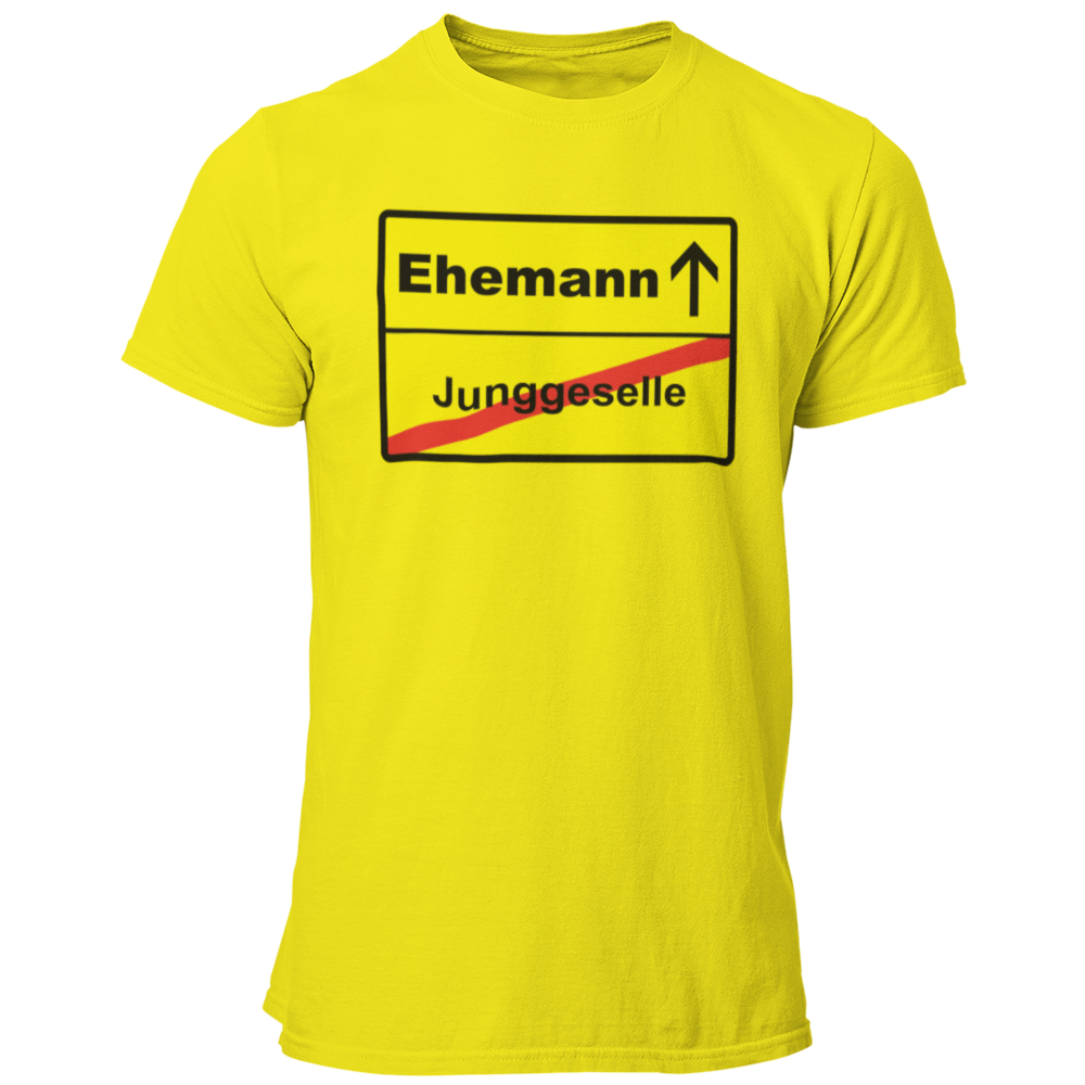 JGA T-Shirt mit dem Aufdruck 'JGA Ehemann Ortsschild' in auffälliger Farbe. Schlichtes, gerade geschnittenes Design für den Bräutigam, erhältlich in verschiedenen Farben und Größen.