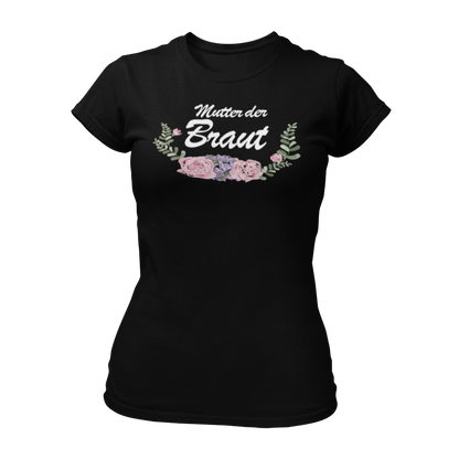 Damen T-Shirt im angesagten Boho-Style mit einem schönen Vintage-Motiv, das den Schriftzug 'Mutter der Braut' und ein florales Design zeigt. Taillierte Passform und in verschiedenen Farben erhältlich, ideal für den Junggesellenabschied. Perfekt für große Gruppen mit unterschiedlichen Gästen, um das Kennenlernen zu erleichtern. Witzige Motive und klare Schriftzüge machen dieses Shirt zu einem hervorragenden Kombi-Artikel für den Frauen-JGA.