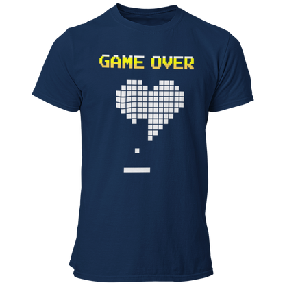 Das JGA T-Shirt "GAME OVER Try again?" ist ein stylisches Shirt im auffälligen Pixel-Design, das an nostalgische Gaming-Abende erinnert. Mit dem markanten „Game Over“-Schriftzug und dem Motto „Try again?“ feiert ihr den letzten Abend des Junggesellen mit Stil. Erhältlich in verschiedenen Farben, sorgt es für einen unvergesslichen Junggesellenabschied!