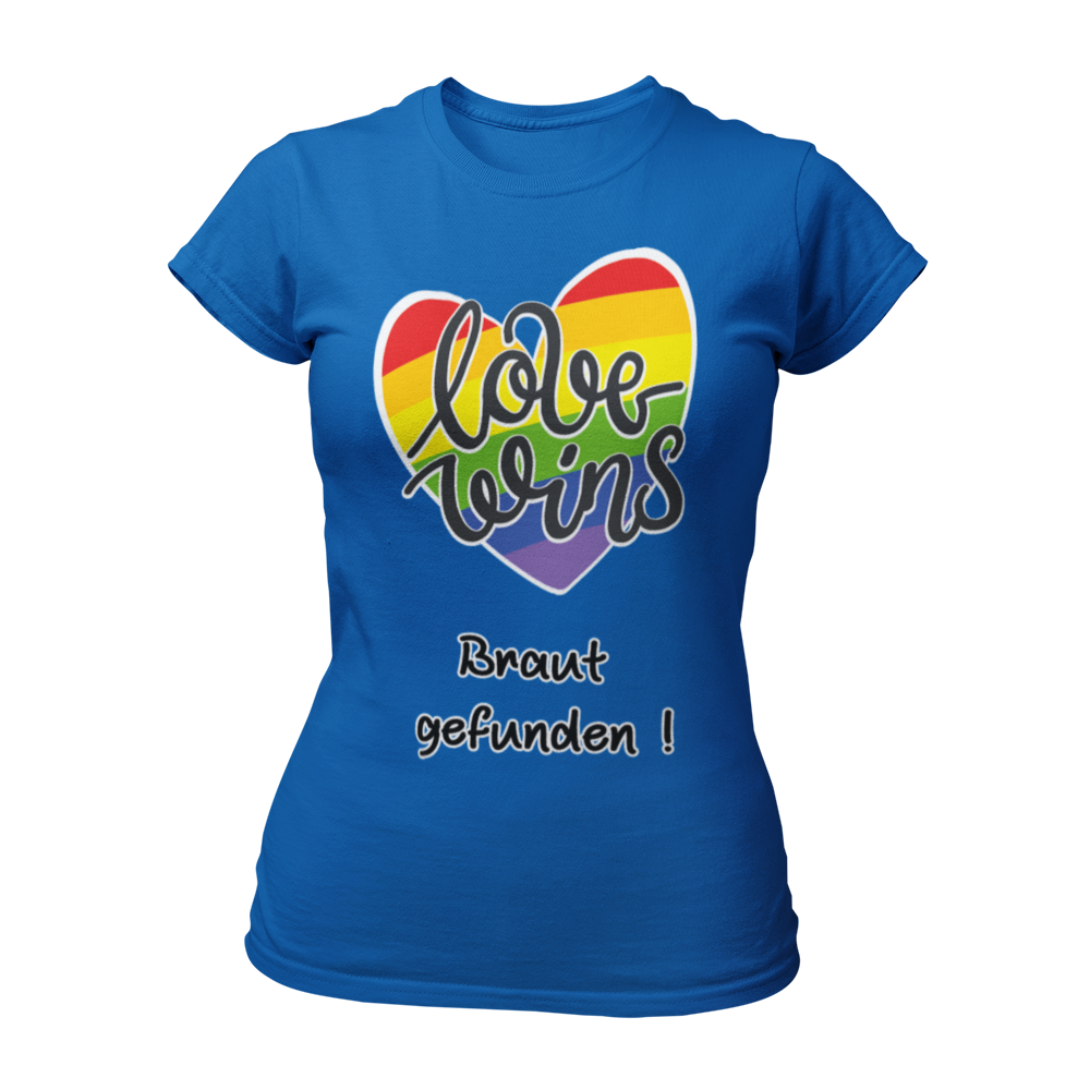 JGA T-Shirt "Love wins! Braut gefunden" für lesbische Paare, in Regenbogenfarben mit dem Schriftzug "love wins" und dem Zusatz "Braut gefunden". Das Shirt hebt die besondere Rolle der angehenden Braut hervor und sorgt mit seinem humorvollen Design und knalligen Farben für gute Laune. Erhältlich in verschiedenen Farben, bietet es eine gute Passform und Waschbeständigkeit zu einem günstigen Preis.