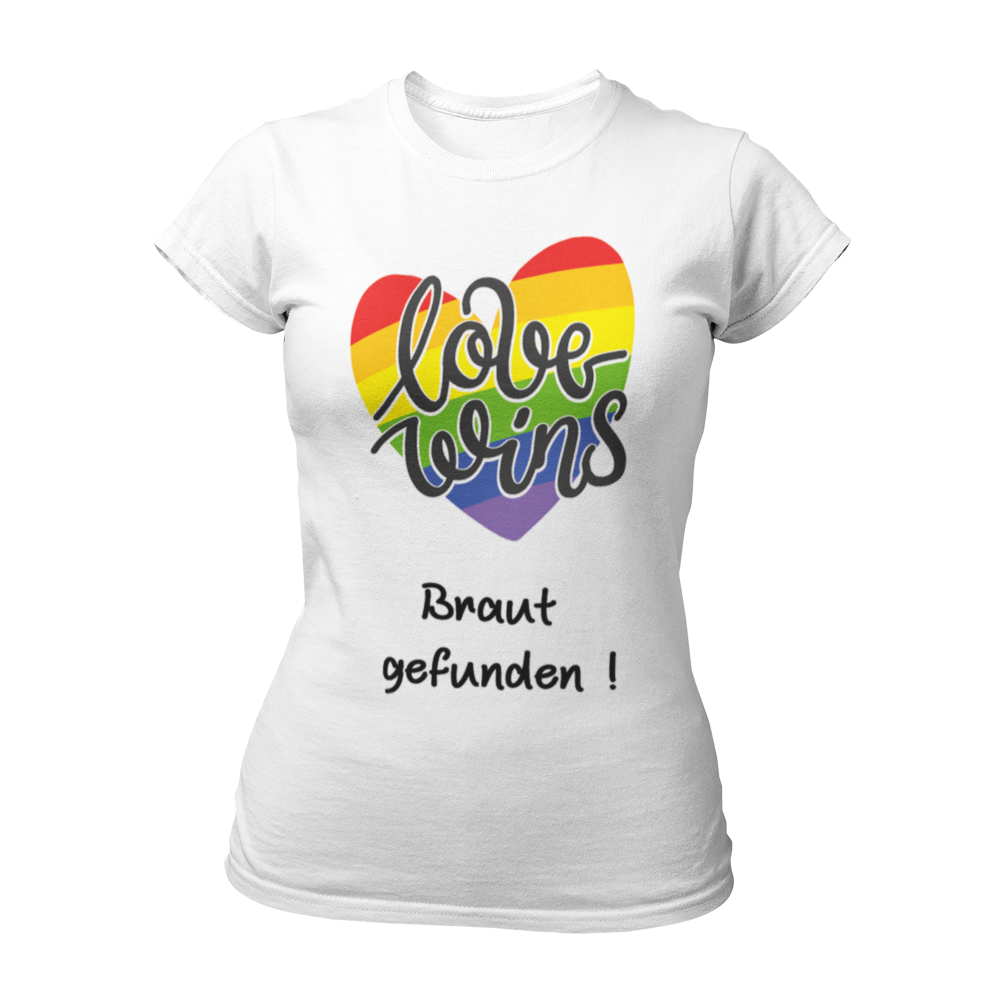 JGA T-Shirt "Love wins! Braut gefunden" für lesbische Paare, in Regenbogenfarben mit dem Schriftzug "love wins" und dem Zusatz "Braut gefunden". Das Shirt hebt die besondere Rolle der angehenden Braut hervor und sorgt mit seinem humorvollen Design und knalligen Farben für gute Laune. Erhältlich in verschiedenen Farben, bietet es eine gute Passform und Waschbeständigkeit zu einem günstigen Preis.