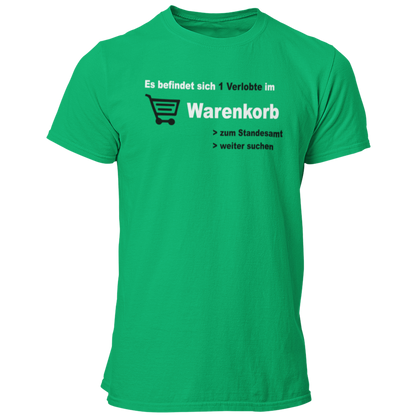 JGA-T-Shirt „Verlobte im Warenkorb“ in blau und schwarz mit einem modernen, zweifarbigen Design. Ideal für Junggesellenabschiede und auch für die Braut erhältlich. Das Design spielt humorvoll auf die Online-Partnersuche an und stammt von einem Paar, das sich online kennengelernt hat.