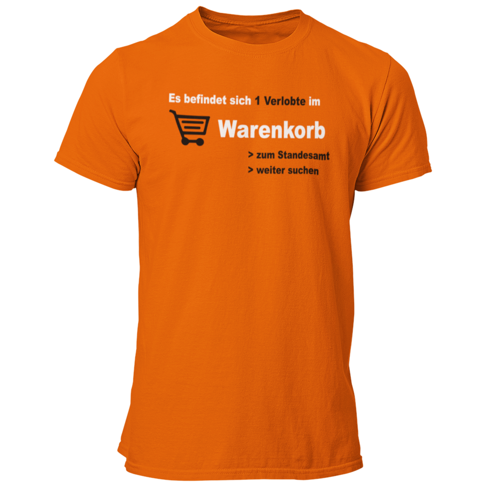 JGA-T-Shirt „Verlobte im Warenkorb“ in blau und schwarz mit einem modernen, zweifarbigen Design. Ideal für Junggesellenabschiede und auch für die Braut erhältlich. Das Design spielt humorvoll auf die Online-Partnersuche an und stammt von einem Paar, das sich online kennengelernt hat.