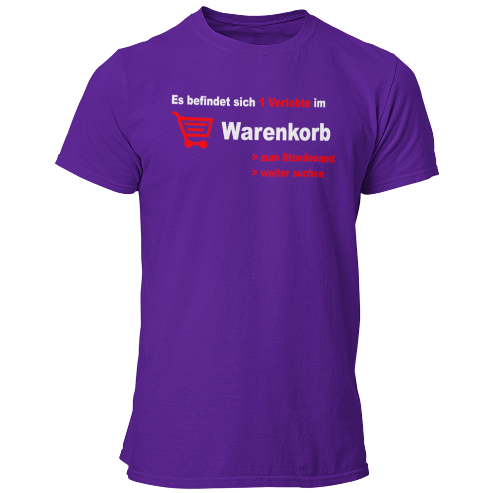 JGA-T-Shirt „Verlobte im Warenkorb“ in blau und schwarz mit einem modernen, zweifarbigen Design. Ideal für Junggesellenabschiede und auch für die Braut erhältlich. Das Design spielt humorvoll auf die Online-Partnersuche an und stammt von einem Paar, das sich online kennengelernt hat.