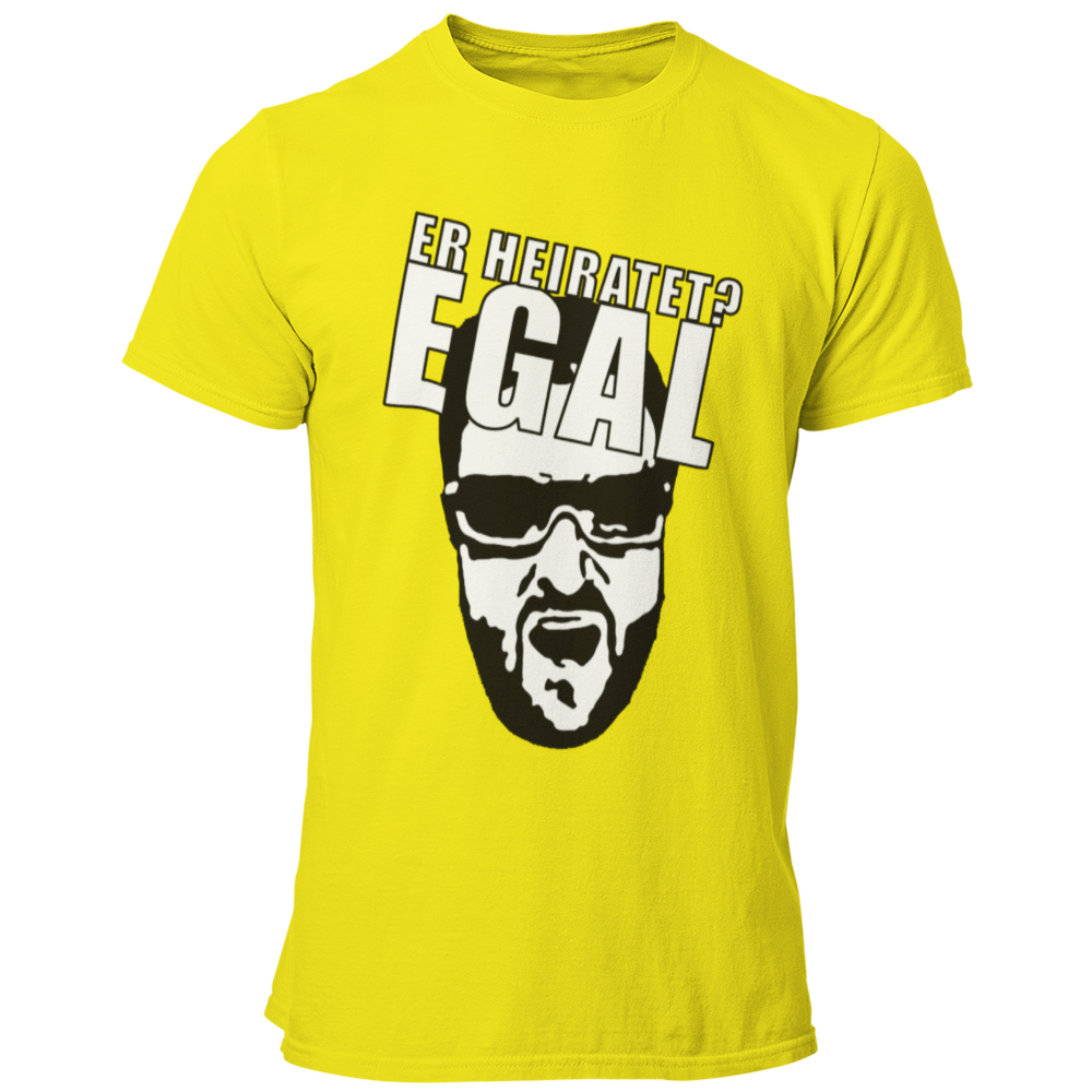 JGA T-Shirt 'Egal' mit einem humorvollen Motiv, inspiriert von dem Streit zwischen einem Comedystar und einem Sänger. Das Shirt trägt die wiederholte Aufschrift 'Egal' und zeigt damit die unbeschwerte Einstellung des Junggesellen und seiner Freunde. Perfekt für den Junggesellenabschied, vermittelt dieses T-Shirt die Botschaft, dass es egal ist, was andere denken – hier wird gefeiert! Ein ideales Geschenk für den Bräutigam, um den besonderen Anlass stilvoll und witzig zu zelebrieren.