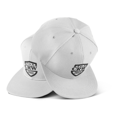 Hochwertige Snap Back Cap mit "JGA CRW"-Aufdruck und aktueller Jahreszahl, ideal für Junggesellenabschiede und als Andenken.