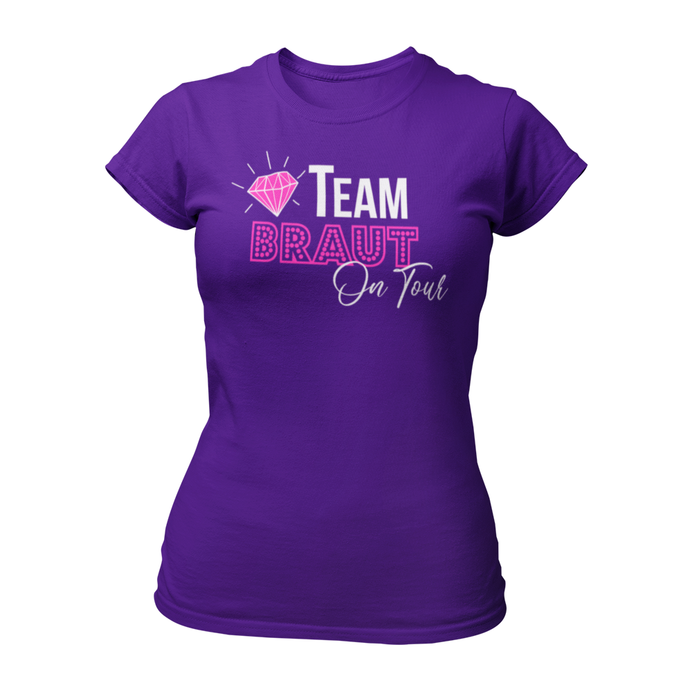 Damen T-Shirt "Team Braut on Tour" für den Junggesellinnenabschied. Das Shirt hat ein elegantes Design, das perfekt zur Hochzeit passt. Es gibt auch ein passendes Braut-Shirt für die gesamte Gruppe.