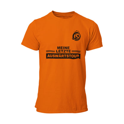 Das JGA T-Shirt „Meine Letzte Auswärtstour Bräutigam“ ist der perfekte Begleiter für ein unvergessliches Abenteuer mit deinen Freunden. Dieses Shirt symbolisiert die letzten Tage in Freiheit und die besonderen Erinnerungen, die ihr gemeinsam schafft. Aus hochwertiger Baumwolle gefertigt, sorgt es für ultimativen Komfort und lässt dich stilvoll feiern. Mach dich bereit, deine letzte Tour gebührend zu zelebrieren