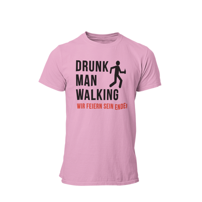 JGA T-Shirt 'Drunk Man Walking – Wir Feiern Sein Ende!' mit einem humorvollen Design, das den letzten feucht-fröhlichen Gang des Junggesellen symbolisiert. Das Shirt zeigt eine lustige Grafik eines torkelnden Mannes und ist in verschiedenen Farben erhältlich, sodass für jeden Geschmack etwas dabei ist. Ideal für die Freunde des Bräutigams, um gemeinsam das Ende seiner Freiheit gebührend zu feiern und eine unvergessliche Abschiedsparty zu erleben